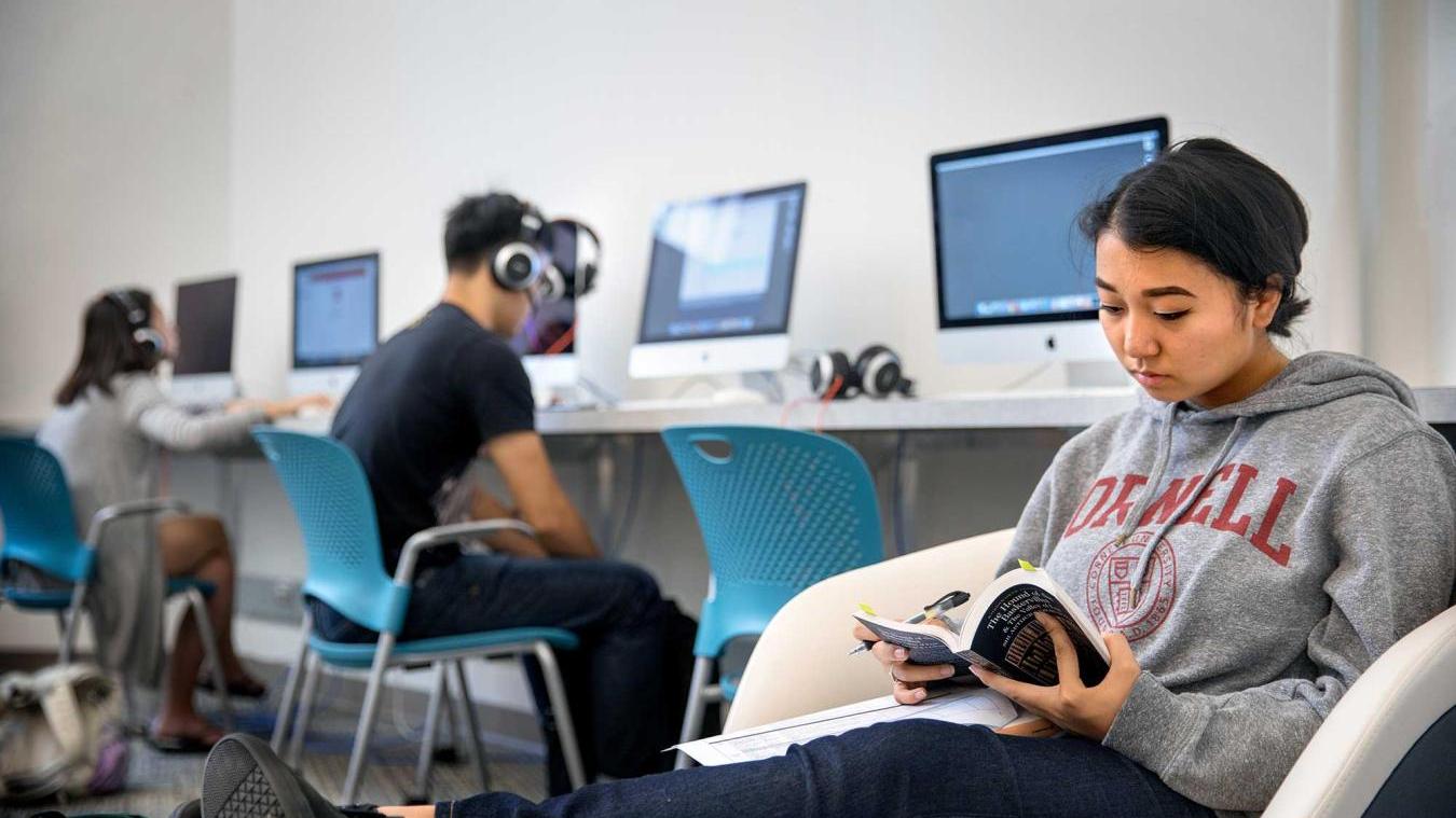 Students studying in the Language Resource Center